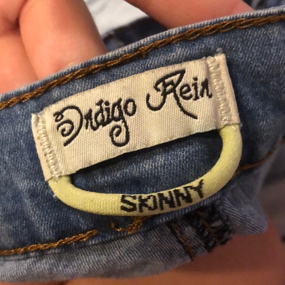 Light wash jeggings - Picture 3 of 3